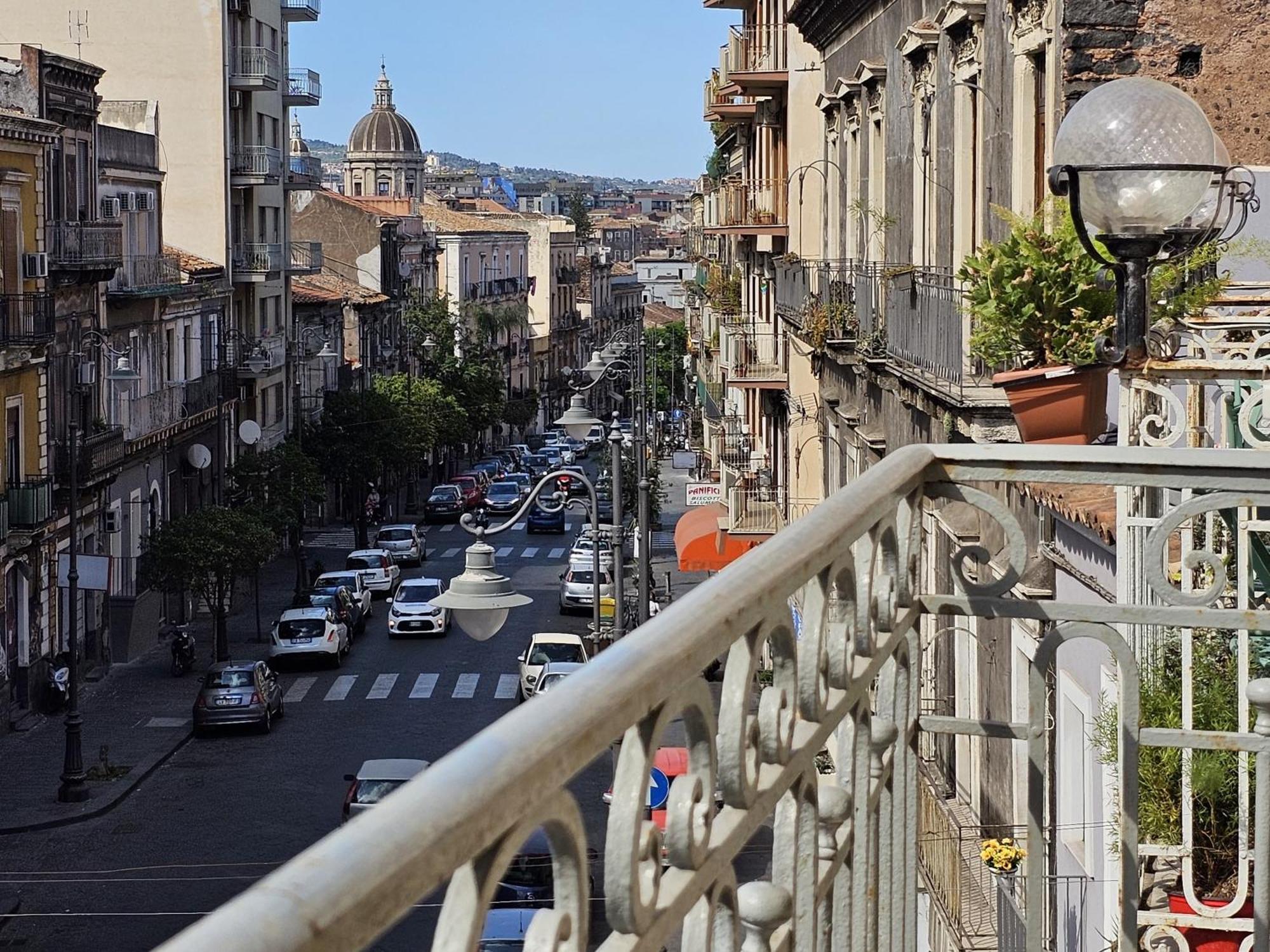 كاتانيا B&B Locanda Della Vittoria المظهر الخارجي الصورة